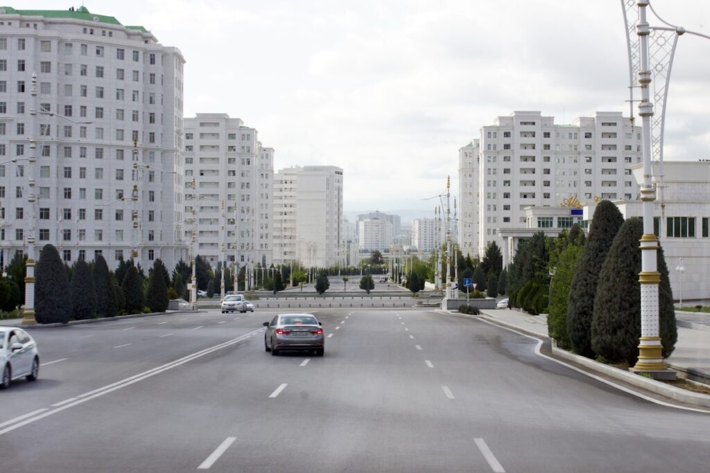 Ashgabat-Verdens-hvideste-by